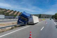Factors Contributing to Fault in Kansas City Truck Accidents